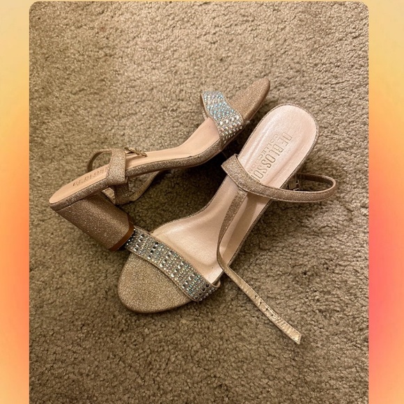 heels 👠 size 8.5! used once for a school dance:)) - Picture 2 of 2